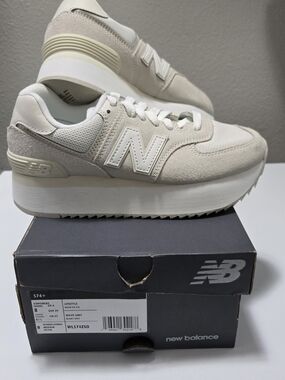 New Balance Women's Platform Sneakers - Off-White